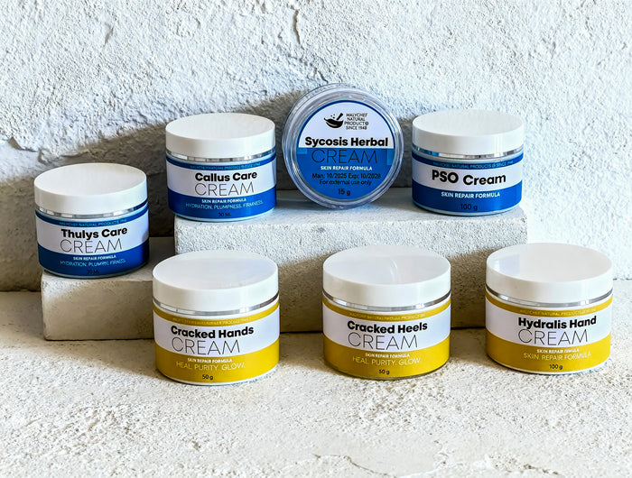 <h1>SkinCare</h1><h1><em>Head to Toes.</em></h1>